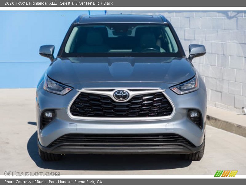 Celestial Silver Metallic / Black 2020 Toyota Highlander XLE