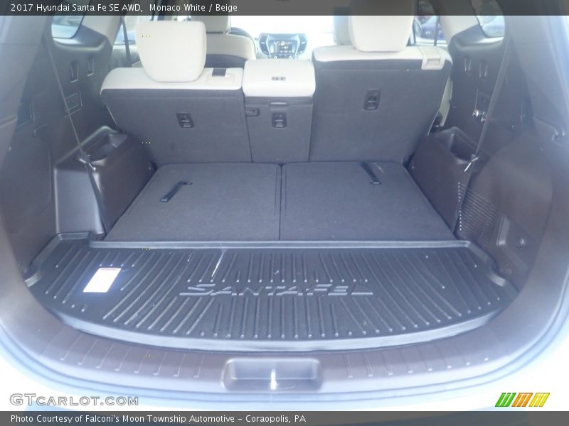 Monaco White / Beige 2017 Hyundai Santa Fe SE AWD