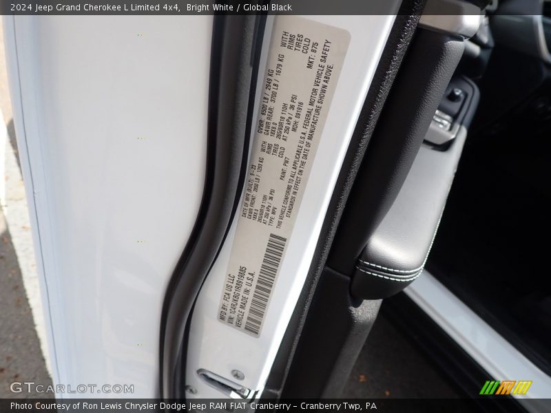 2024 Grand Cherokee L Limited 4x4 Bright White Color Code PW7