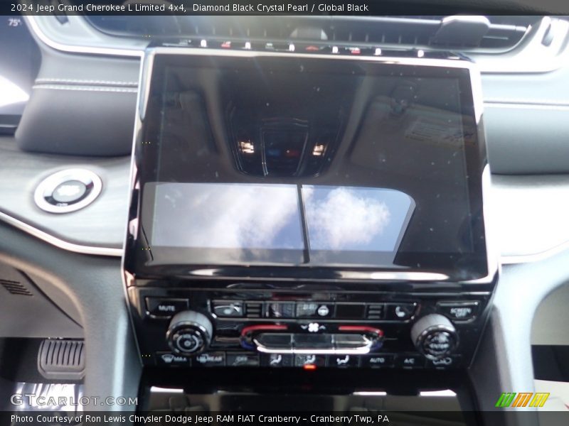 Diamond Black Crystal Pearl / Global Black 2024 Jeep Grand Cherokee L Limited 4x4