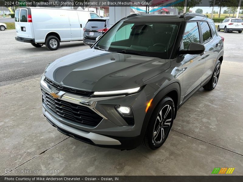 Sterling Gray Metallic / Jet Black/Medium Ash Gray 2024 Chevrolet TrailBlazer LT