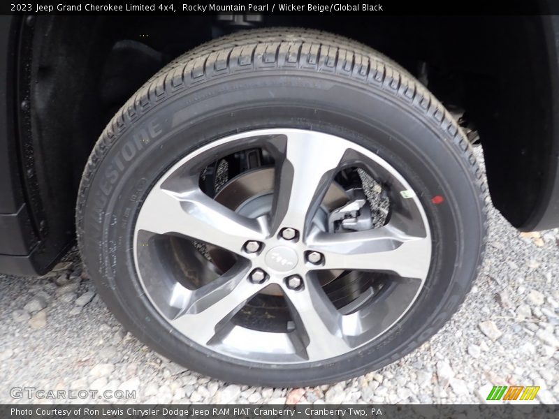  2023 Grand Cherokee Limited 4x4 Wheel