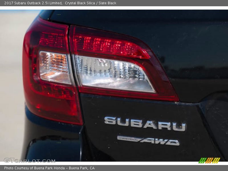 Crystal Black Silica / Slate Black 2017 Subaru Outback 2.5i Limited