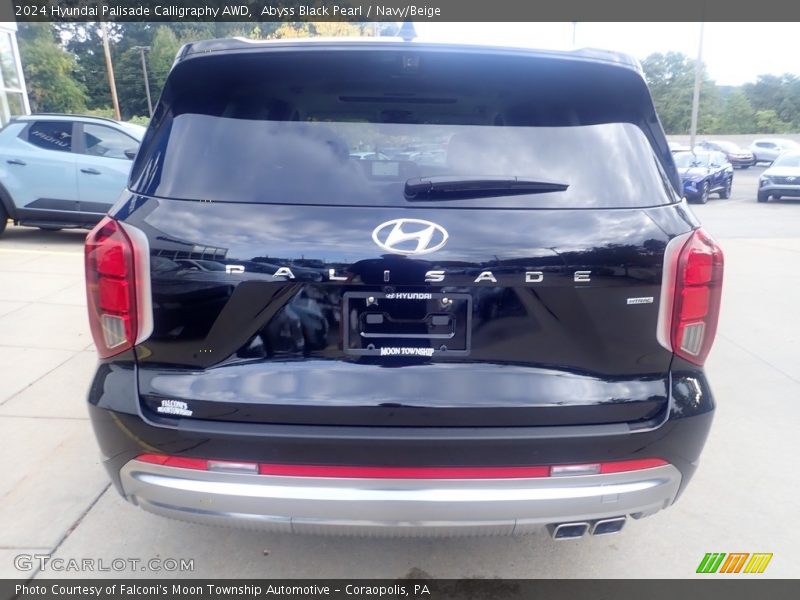 Abyss Black Pearl / Navy/Beige 2024 Hyundai Palisade Calligraphy AWD