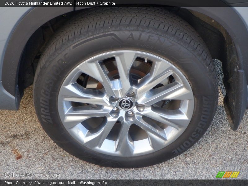 Moon Dust / Graphite 2020 Toyota Highlander Limited AWD