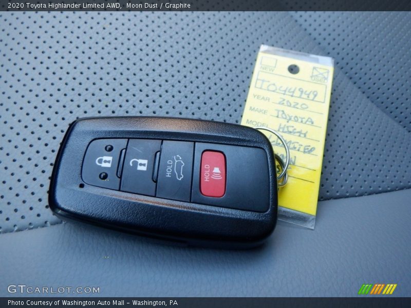 Keys of 2020 Highlander Limited AWD