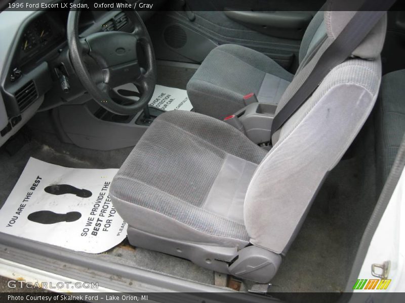 Oxford White / Gray 1996 Ford Escort LX Sedan