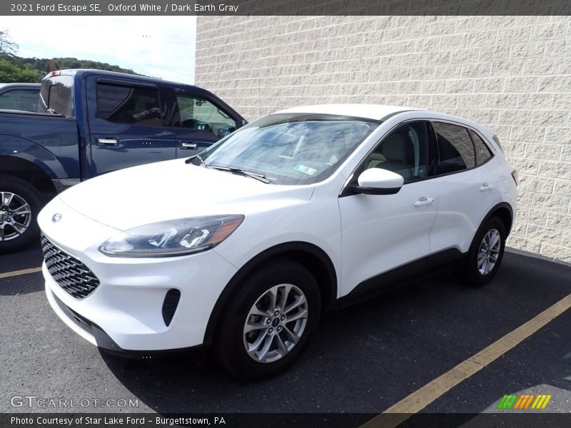 Oxford White / Dark Earth Gray 2021 Ford Escape SE