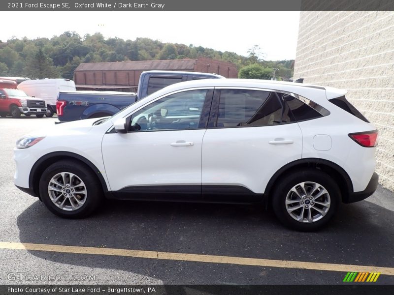 Oxford White / Dark Earth Gray 2021 Ford Escape SE