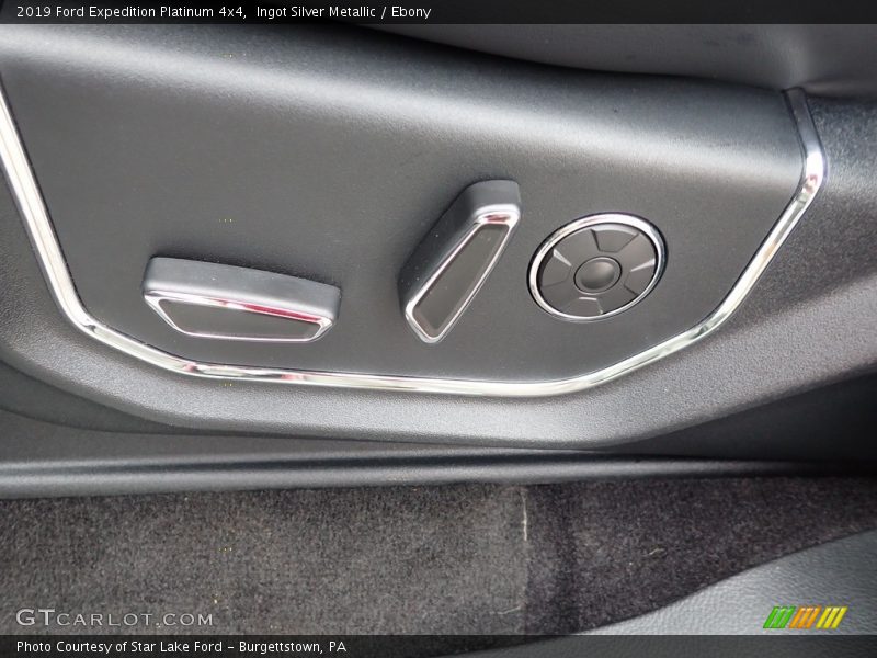 Ingot Silver Metallic / Ebony 2019 Ford Expedition Platinum 4x4
