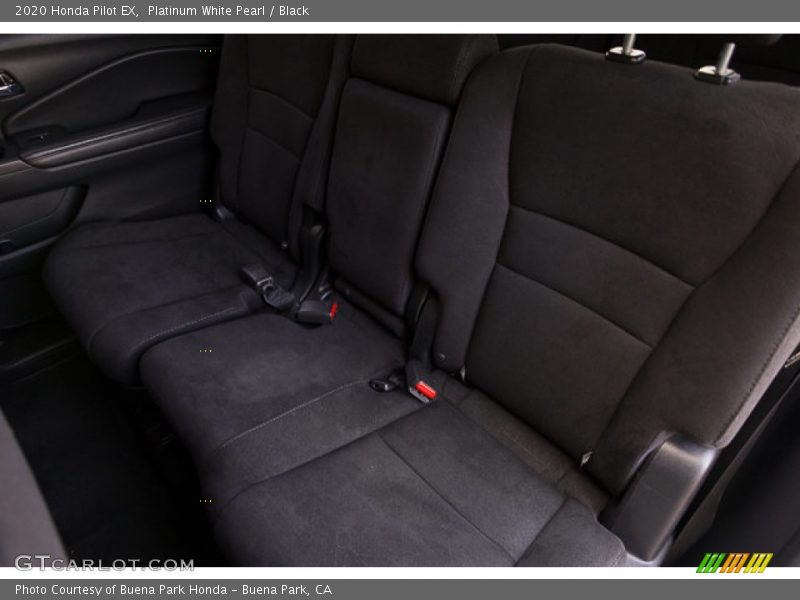 Platinum White Pearl / Black 2020 Honda Pilot EX