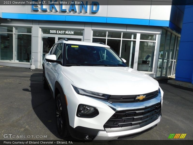 Summit White / Jet Black 2023 Chevrolet TrailBlazer LT