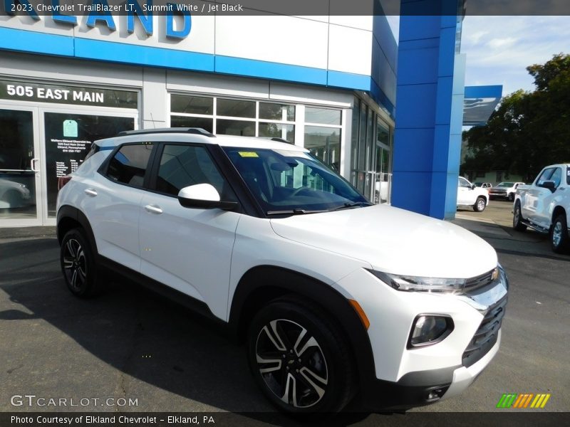 Summit White / Jet Black 2023 Chevrolet TrailBlazer LT