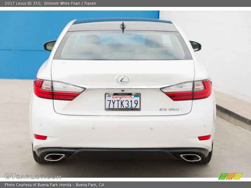 Eminent White Pearl / Flaxen 2017 Lexus ES 350