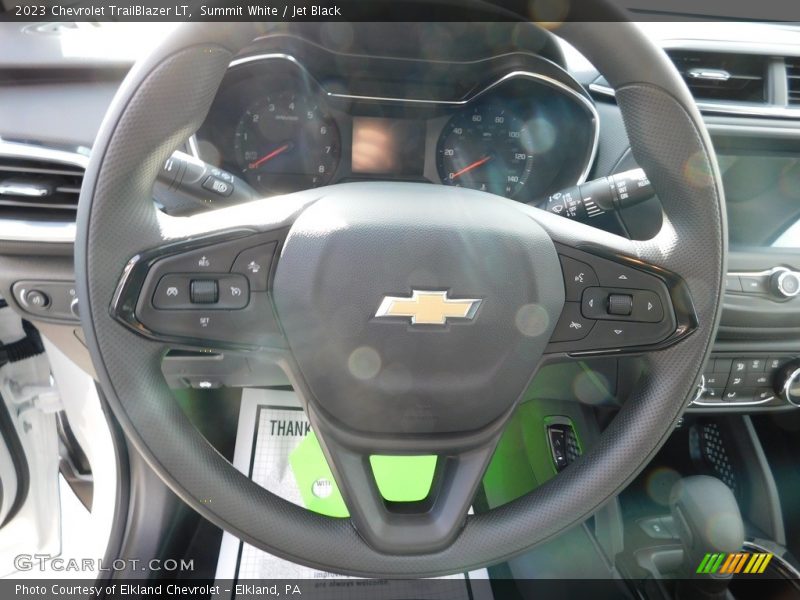 Summit White / Jet Black 2023 Chevrolet TrailBlazer LT