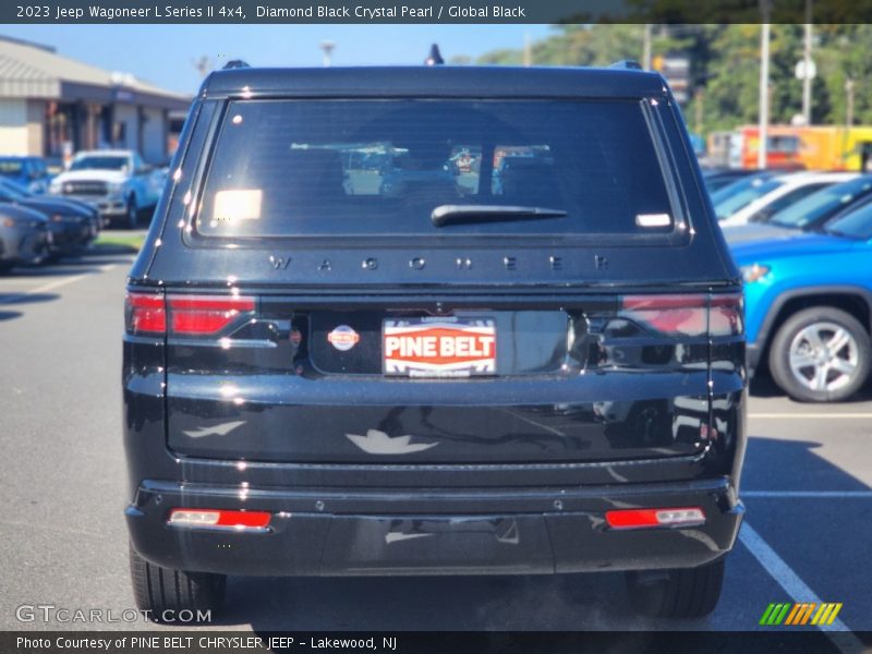 Diamond Black Crystal Pearl / Global Black 2023 Jeep Wagoneer L Series II 4x4