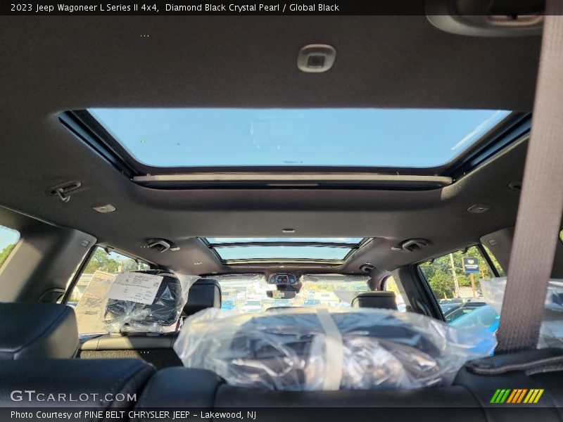 Diamond Black Crystal Pearl / Global Black 2023 Jeep Wagoneer L Series II 4x4