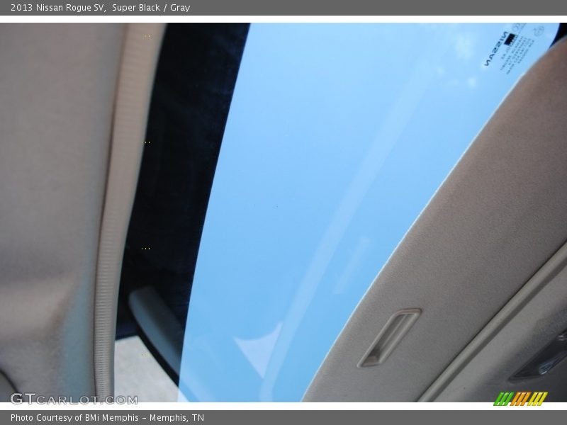 Super Black / Gray 2013 Nissan Rogue SV