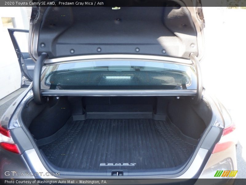 Predawn Gray Mica / Ash 2020 Toyota Camry SE AWD