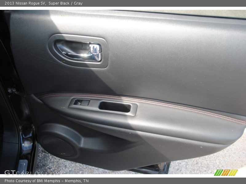 Super Black / Gray 2013 Nissan Rogue SV
