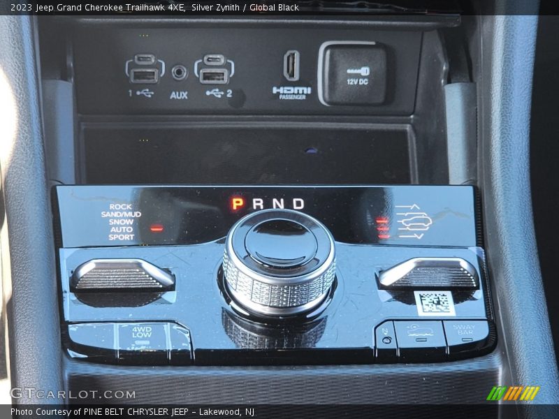 Silver Zynith / Global Black 2023 Jeep Grand Cherokee Trailhawk 4XE