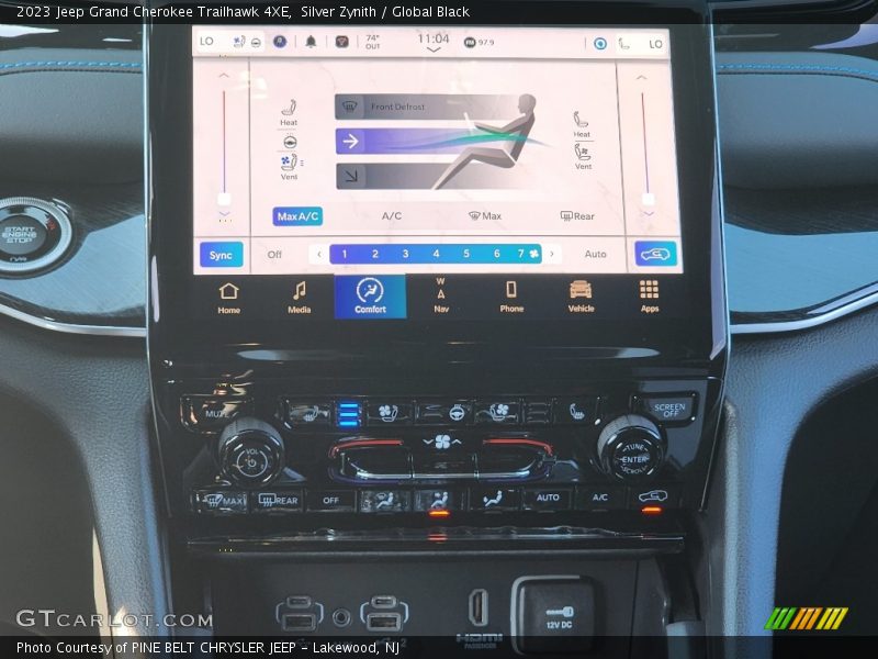 Controls of 2023 Grand Cherokee Trailhawk 4XE