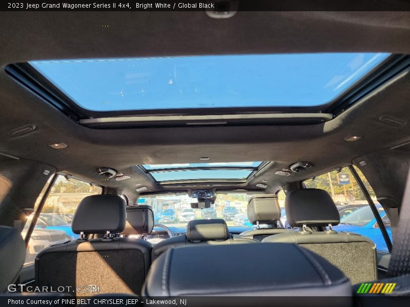 Bright White / Global Black 2023 Jeep Grand Wagoneer Series II 4x4