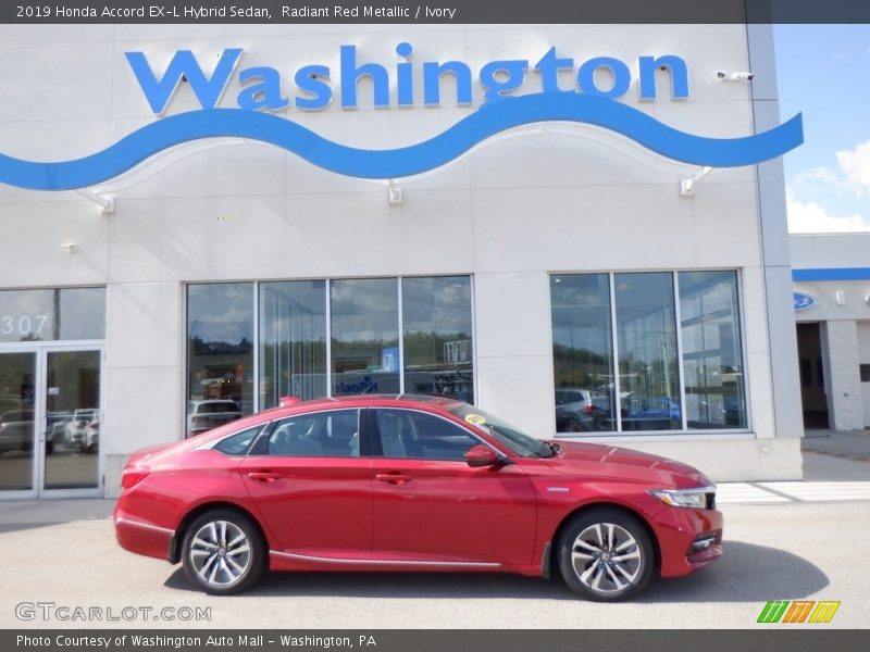 Radiant Red Metallic / Ivory 2019 Honda Accord EX-L Hybrid Sedan