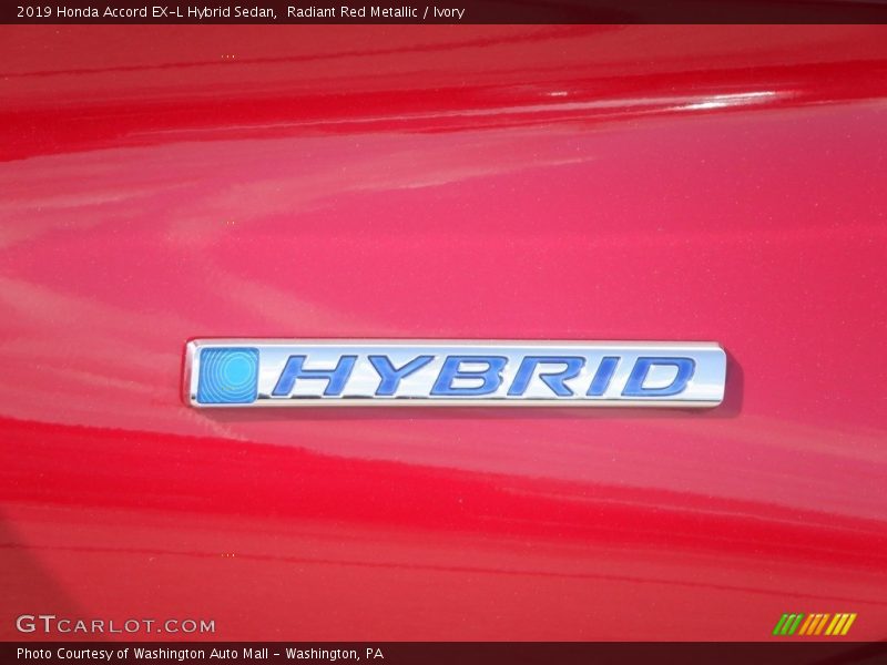 Radiant Red Metallic / Ivory 2019 Honda Accord EX-L Hybrid Sedan