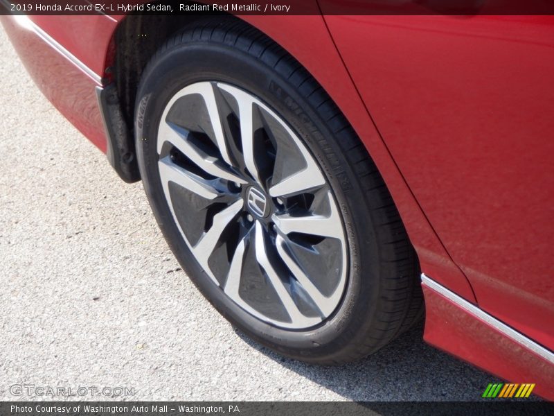 Radiant Red Metallic / Ivory 2019 Honda Accord EX-L Hybrid Sedan