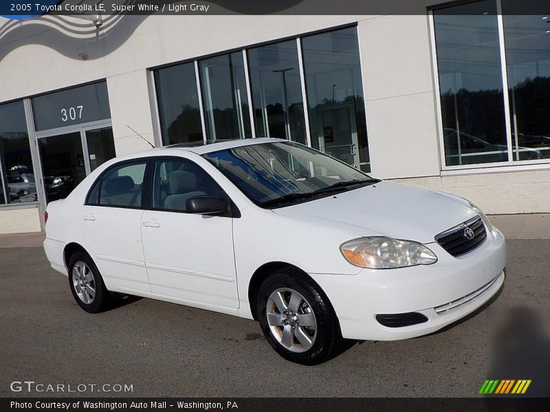 Super White / Light Gray 2005 Toyota Corolla LE