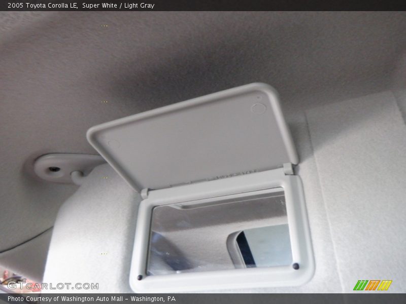 Super White / Light Gray 2005 Toyota Corolla LE