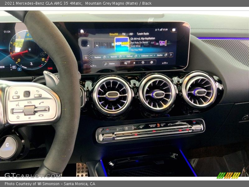 Controls of 2021 GLA AMG 35 4Matic