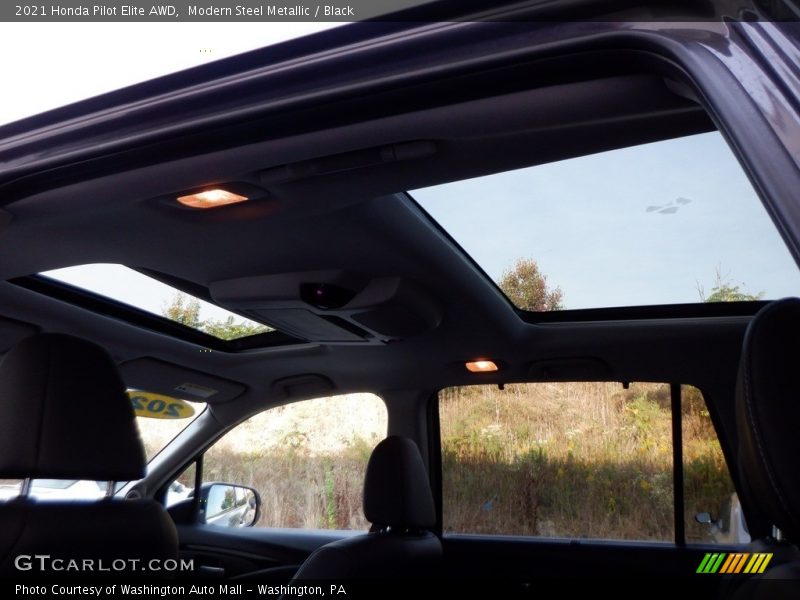 Sunroof of 2021 Pilot Elite AWD