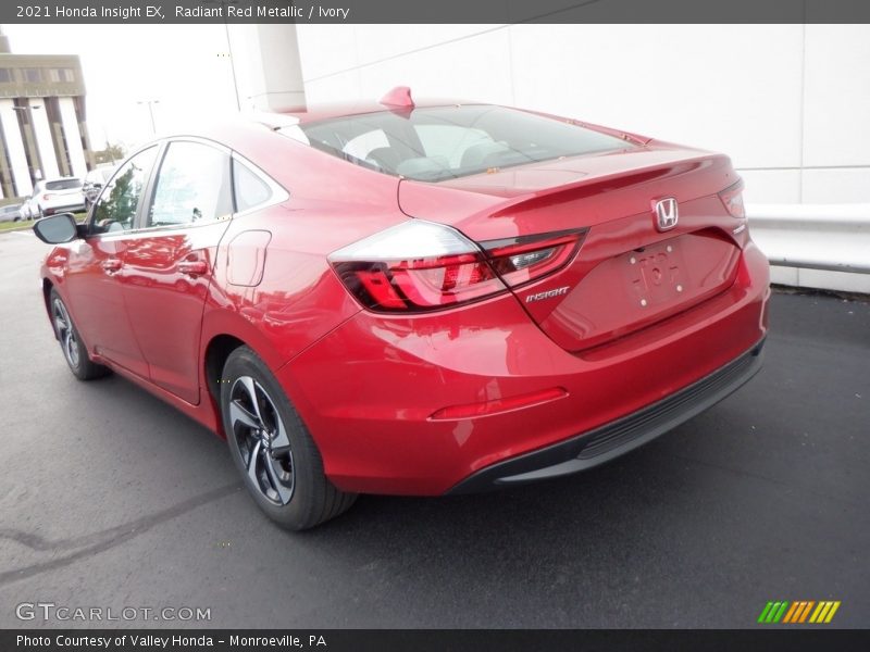 Radiant Red Metallic / Ivory 2021 Honda Insight EX