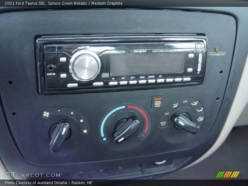 Spruce Green Metallic / Medium Graphite 2001 Ford Taurus SES