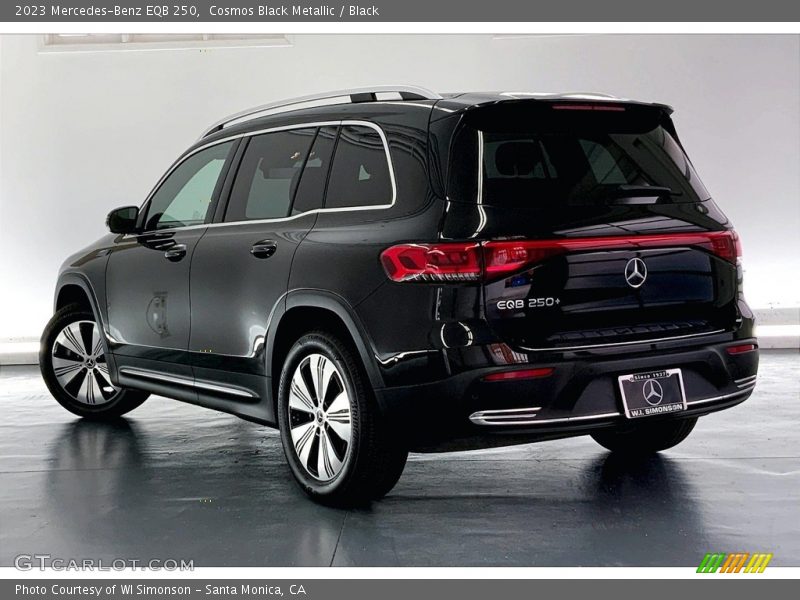 Cosmos Black Metallic / Black 2023 Mercedes-Benz EQB 250