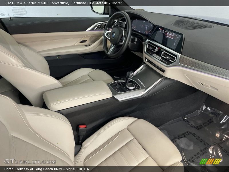 Dashboard of 2021 4 Series M440i Convertible