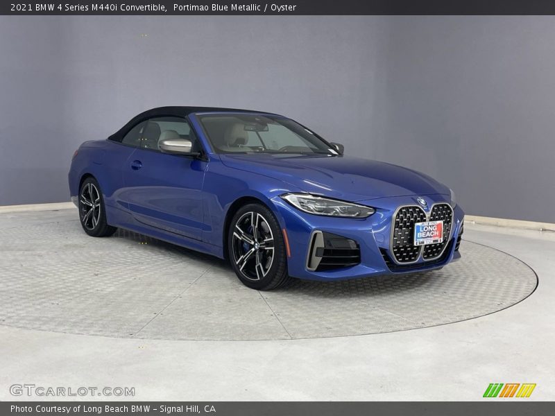 Front 3/4 View of 2021 4 Series M440i Convertible