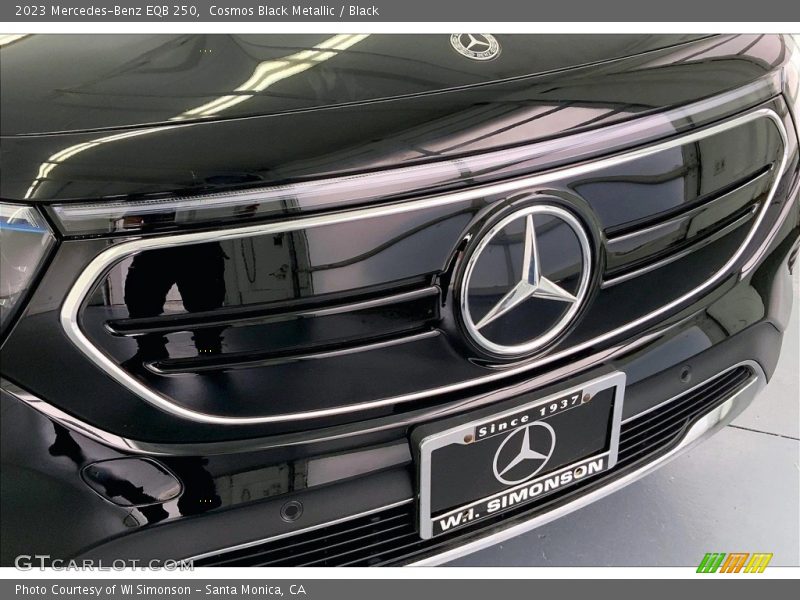 Cosmos Black Metallic / Black 2023 Mercedes-Benz EQB 250