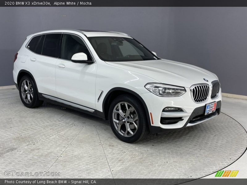 Front 3/4 View of 2020 X3 xDrive30e