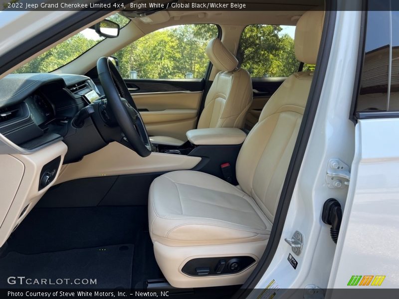 2022 Grand Cherokee Limited 4x4 Global Black/Wicker Beige Interior