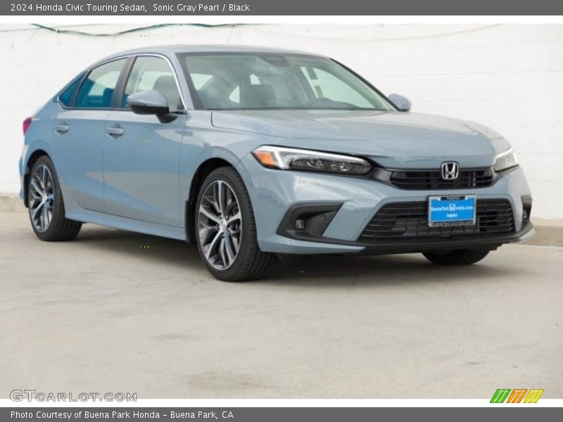 Front 3/4 View of 2024 Civic Touring Sedan
