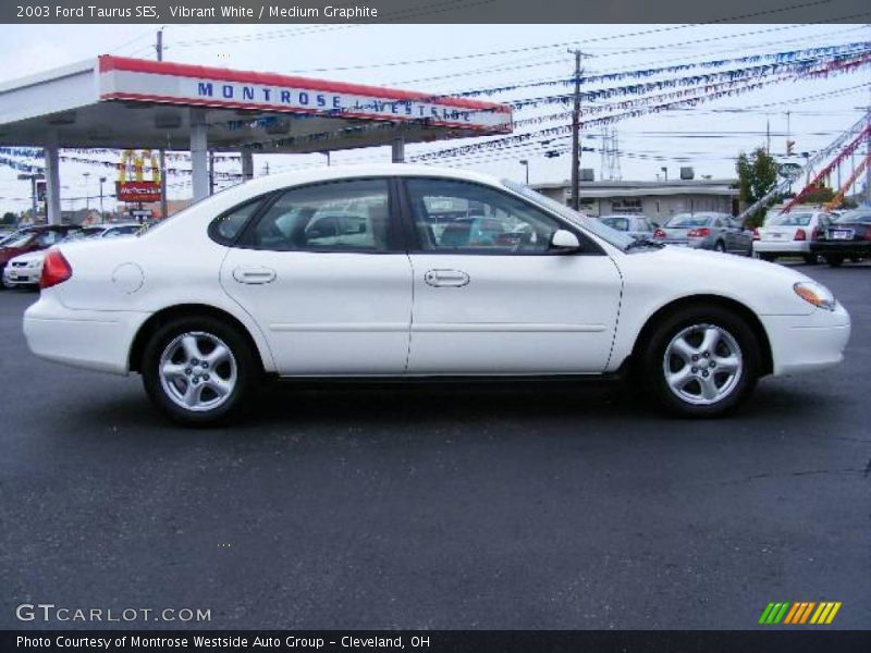 Vibrant White / Medium Graphite 2003 Ford Taurus SES