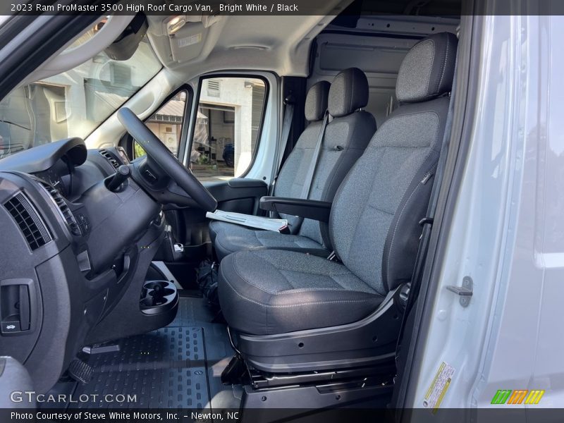 Bright White / Black 2023 Ram ProMaster 3500 High Roof Cargo Van