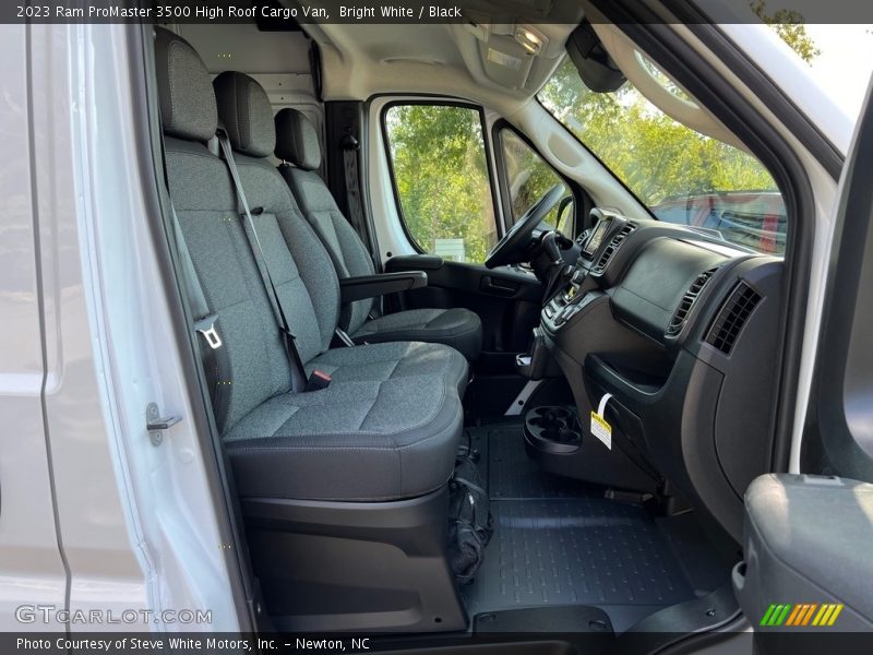 Bright White / Black 2023 Ram ProMaster 3500 High Roof Cargo Van