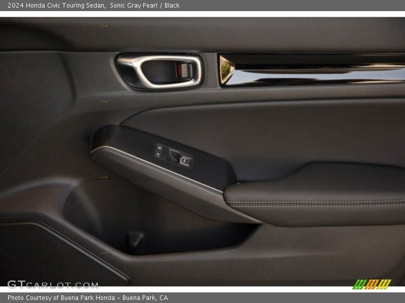 Sonic Gray Pearl / Black 2024 Honda Civic Touring Sedan