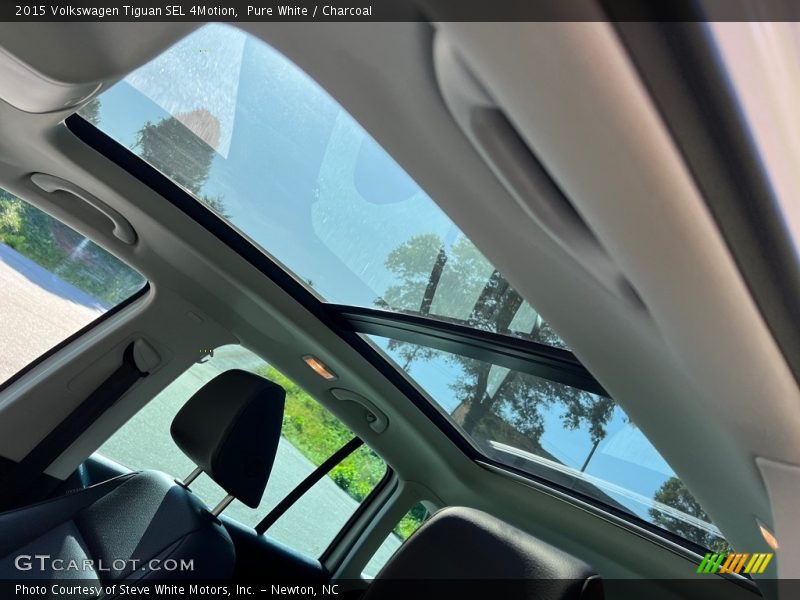 Sunroof of 2015 Tiguan SEL 4Motion