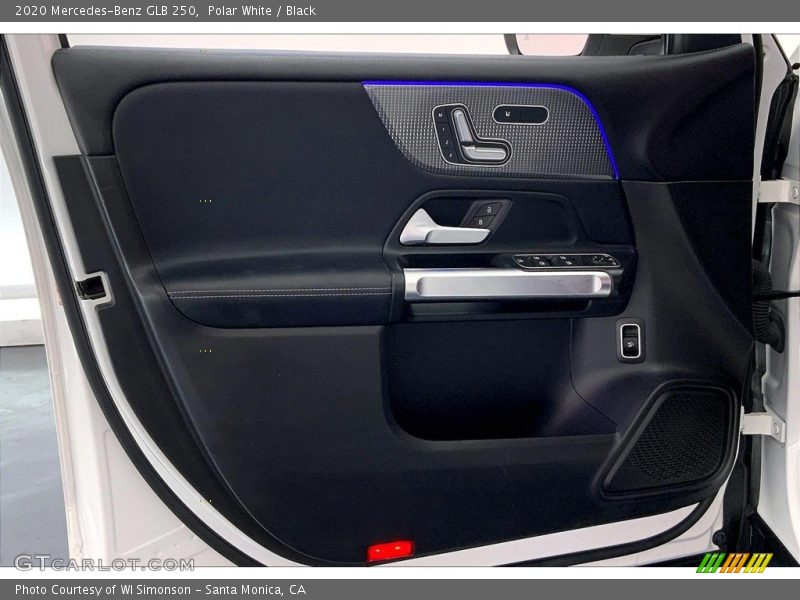 Door Panel of 2020 GLB 250