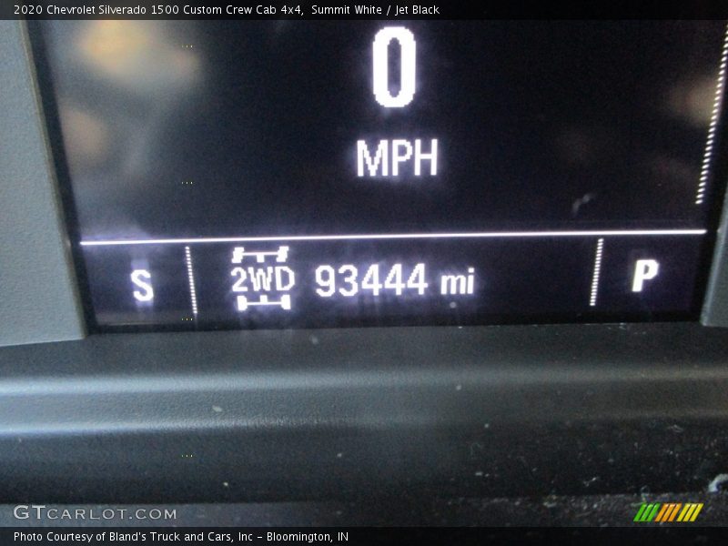 Summit White / Jet Black 2020 Chevrolet Silverado 1500 Custom Crew Cab 4x4